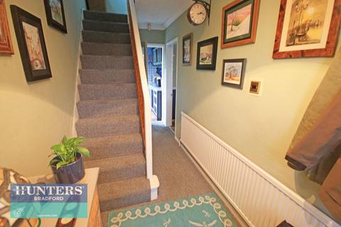 8 Birch Way, Bradford, BD5 8HA