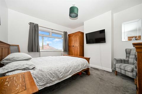 35 Carr Lane, Rawdon, Leeds, LS19 6PD