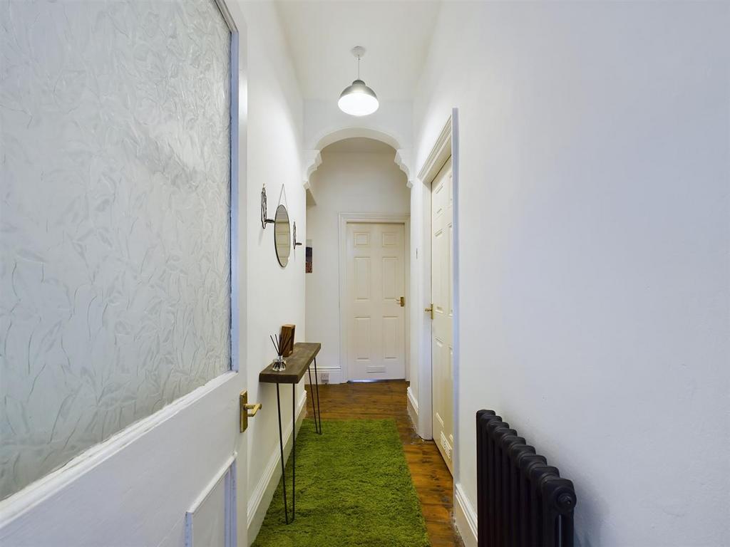 Hallway.jpg