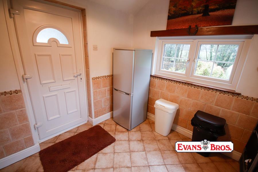 Llanpumsaint, Carmarthen 2 bed house for sale £174,950