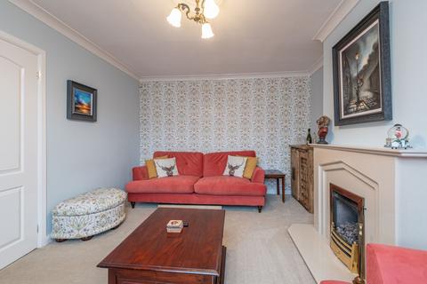 14 Maple Grove, Gomersal, Cleckheaton, BD19 4SR