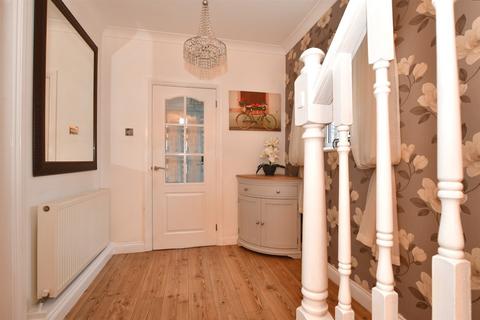 1 Brecon Chase, Minster On Sea, Sheerness, ME12 2HP