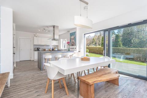 2 Ardnablane, Dunblane, FK15 0NU