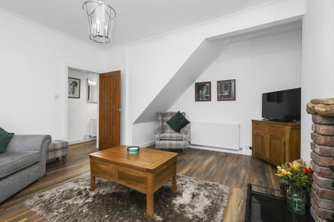 58 Kirkhill Road, Penicuik, EH26 8JD