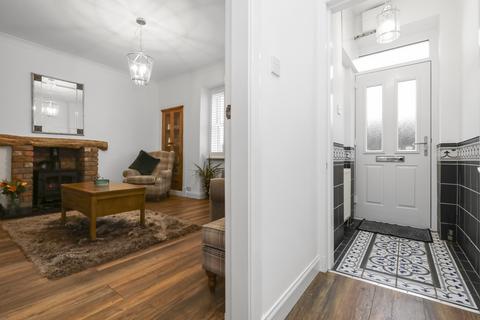 58 Kirkhill Road, Penicuik, EH26 8JD