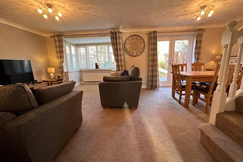 4 bedroom detached house for sale, Fleetham Close, Chester Le Street, DH2