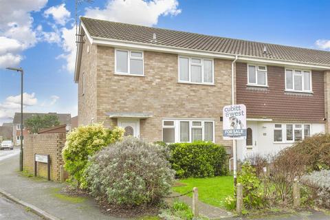 3 bedroom end of terrace house for sale, St. Mary's Gardens, Littlehampton, West Sussex