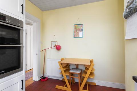 23 Joppa Grove, Edinburgh, EH15 2HX