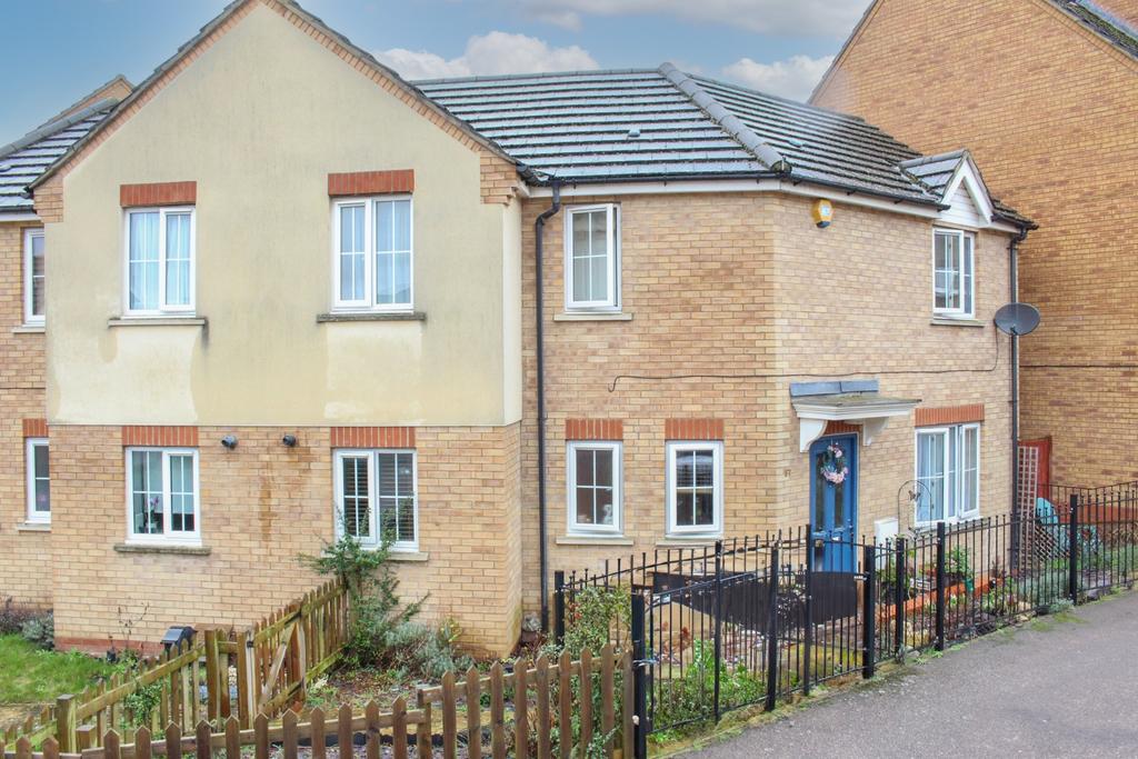 Cormorant Way, Leighton Buzzard, LU7 3 bed semidetached house for sale