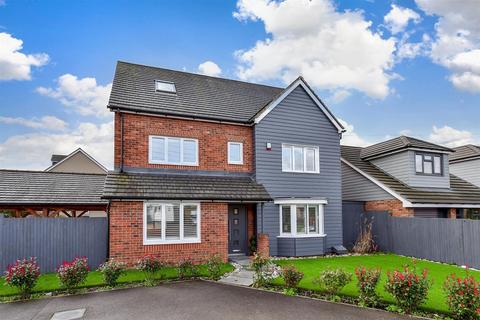 5 bedroom detached house for sale, Main Road, Longfield, Kent