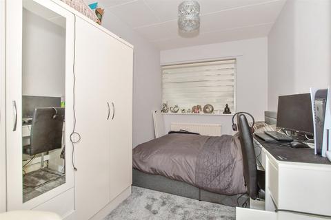 2 bedroom ground floor flat for sale, Glebe Way, Whitstable, Kent