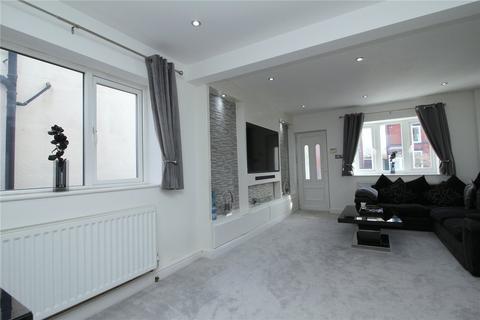 2 bedroom semi-detached house for sale - Lawson Street, Southport, Merseyside, PR9