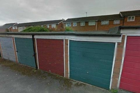Garage to rent, Kington Way, Birmingham B33