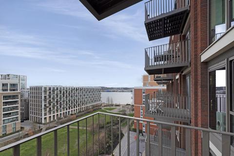 1 bedroom apartment to rent, Pendant Court, Royal Wharf, London, E16