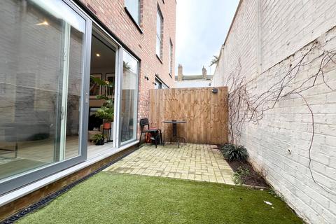 undefined, London E7