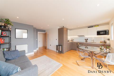 1 bedroom apartment for sale - Silverworks Close, London NW9