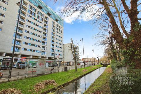 2 bedroom penthouse for sale, Colman Parade, Southbury Road, Enfield- Penthouse Apartment, Gated Parking, Stunning Views