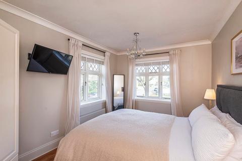 159 Glenview, London, SE2 0SB