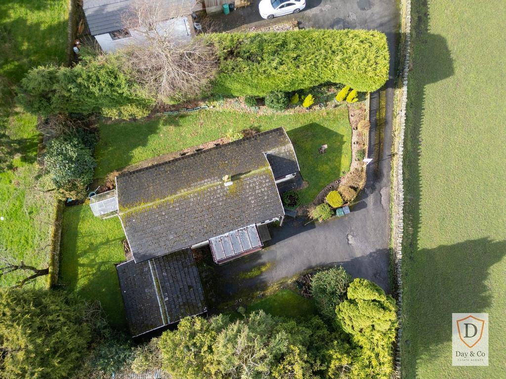 Laycock Lane, Laycock, Keighley, BD22 3 bed detached bungalow for sale