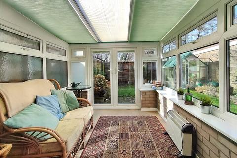 17 Bourne Way, Midhurst, GU29 9HZ