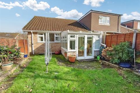 17 Bourne Way, Midhurst, GU29 9HZ