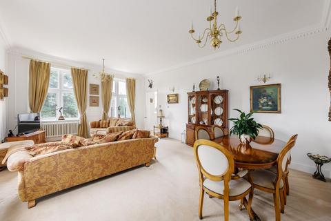 2 bedroom apartment for sale, North Frith Park, Hadlow, Tonbridge, Kent, TN11