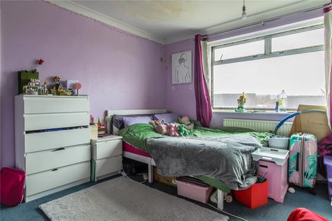 20 Avebury Road, Bristol, BS3 2QG