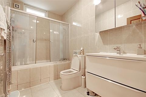 162 Risley Avenue, London, N17 7ER