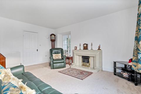 2 bedroom bungalow for sale - Cherry Tree Lane, Edwalton, Nottingham