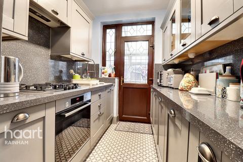 41 Rainham Road, Rainham, RM13 7QT