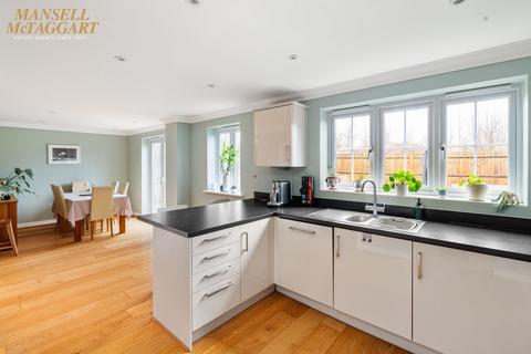 4 bedroom detached house for sale, Elm Tree Close, Hassocks, BN6