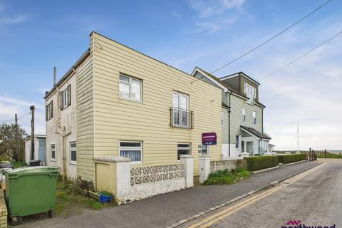 2 bedroom flat to rent, Collier Road, Pevensey Bay, BN24