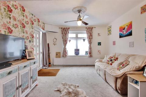 3 bedroom semi-detached house for sale, Essex Road, Longfield, Kent, DA3