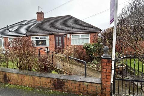 2 bedroom semi-detached bungalow for sale, Park Close, Oldham OL9