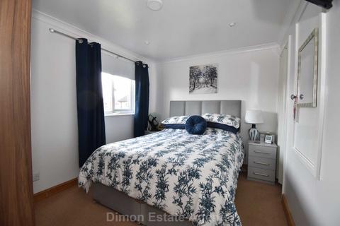 1 bedroom end of terrace house for sale, Curtiss Gardens, Gosport