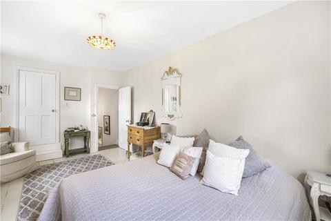 18b Shalimar Road, London, W3 9JD