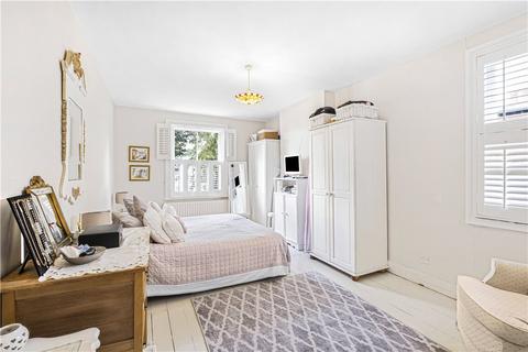 18b Shalimar Road, London, W3 9JD