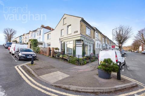 3 bedroom end of terrace house for sale - Sutherland Road, Brighton, BN2