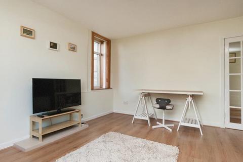 1 bedroom flat to rent, 2449L Whitson Road, Edinburgh, EH11 3BT