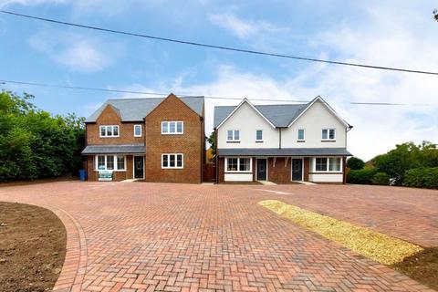 3 bedroom semi-detached house for sale, Pulpit Lane, Aylesbury HP22