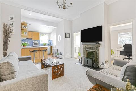 Flat 6, 2 Elers Road, London, W13 9QD