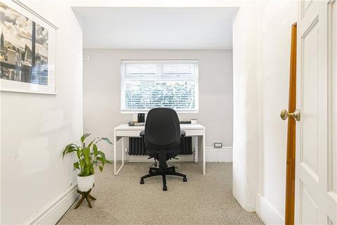 Flat 6, 2 Elers Road, London, W13 9QD
