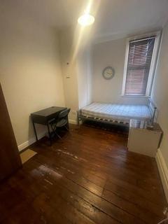 6 bedroom flat share to rent, 3 Stretton Road, Leicester, LE3 6BL