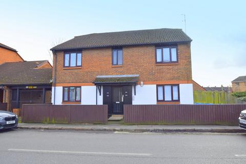 170 Horton Road, Datchet, Slough, SL3 9HJ