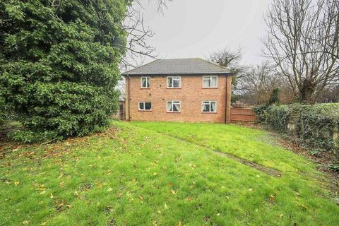 4 bedroom detached house for sale - Swakeleys Road, Ickenham, Uxbridge, UB10 8DR