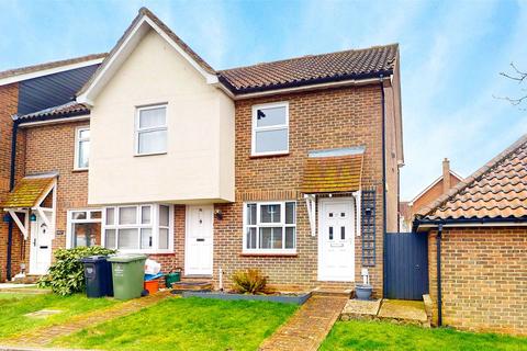 2 bedroom end of terrace house for sale, Bowfell Drive, LANGDON HILLS, Basildon, Essex, SS16