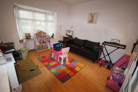 2 bedroom flat to rent, 106-108 Hindes Road, Harrow HA1