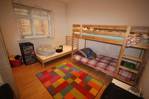 2 bedroom flat to rent, 106-108 Hindes Road, Harrow HA1