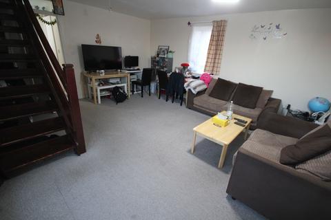 3 bedroom flat to rent, Wembley HA9