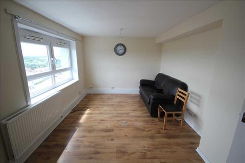 2 bedroom flat to rent, Green Lane, Hounslow TW4